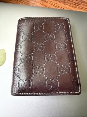 Vintage Gucci GG Embossed
Guccissima Merlot Leather XL Bi Fold
Wallet